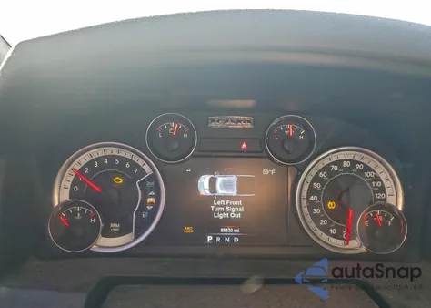 2018 Ram 1500 Slt z USA, uszkodzony, nr VIN 1C6RR7GG4JS311713